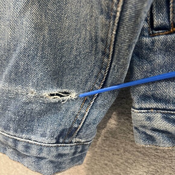 Mecca Jeans Co Denim Jacket Womens Medium Blue Button Up Distressed Faded - Picture 7 of 14